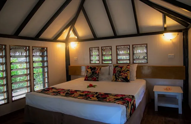 Garden, Bure, Double Bed، Likuri Island Resort Fiji 2/6