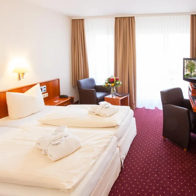 غرفة سوبيريور بسرير مزدوج بشرفة، Hotel Kaiserhof Victoria 1/3