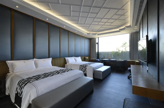 غرفة قياسية بسرير مزدوج، Yunping Hotel 2/2