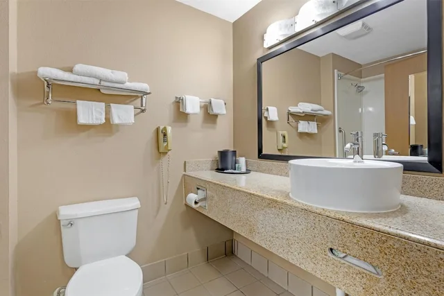 غرفة قياسية بسريرين كوين، Best Western Northwest Inn 8/10