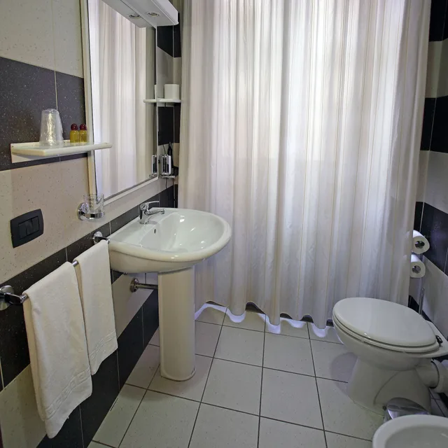 غرفة سوبيريور بسريرين منفصلين، Arcobaleno Rooms 5/5