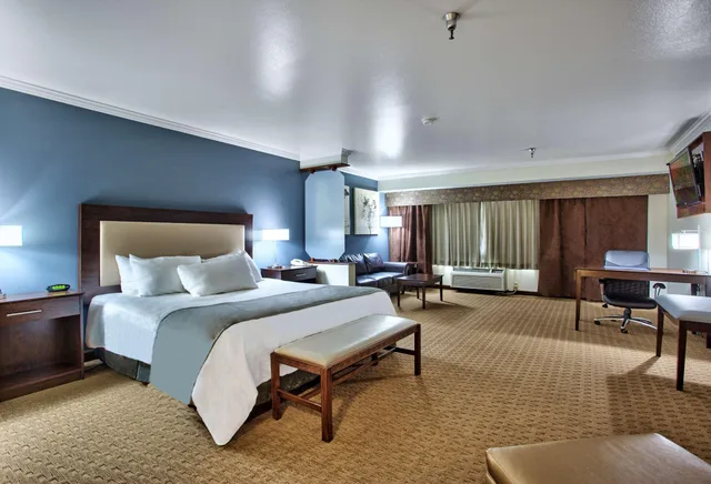 جناح بسرير كينج، Best Western Mountain View Inn 1/6