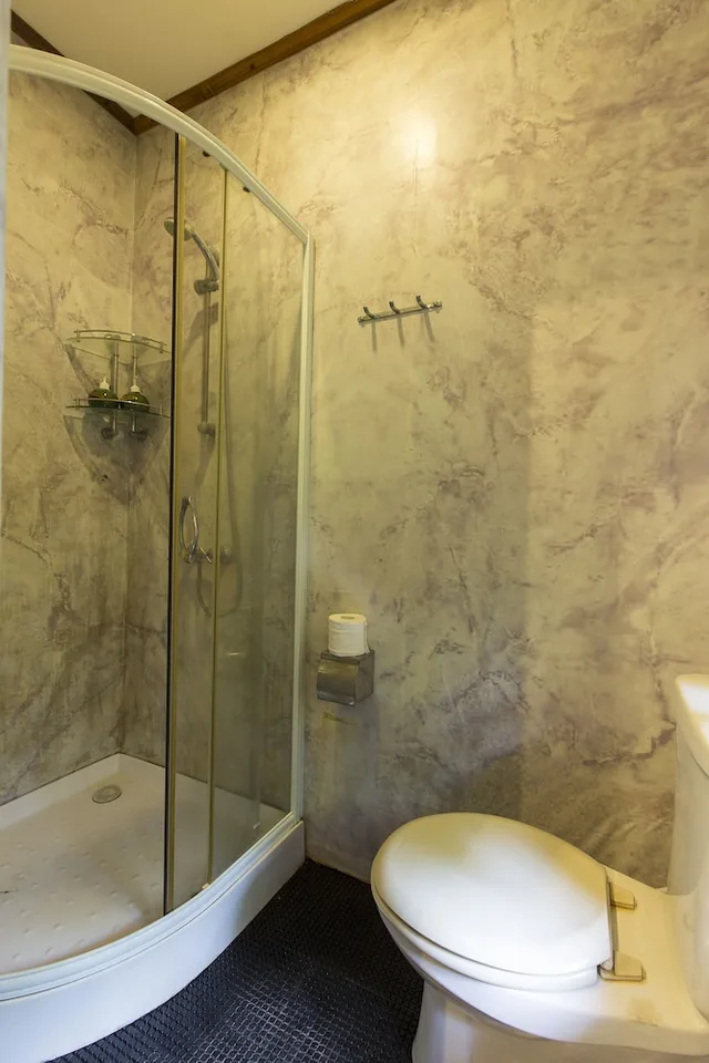 4 Bedrooms, Camp 8, Twin Beds، Menjangan Ecolodge 3/3