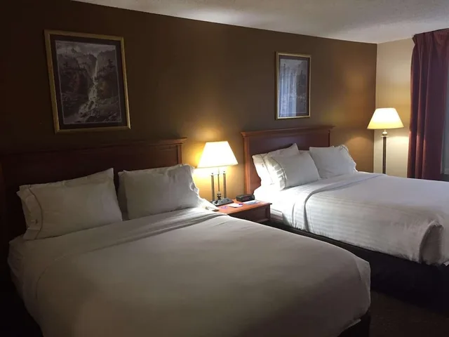 غرفة بسريرين كوين، Baymont by Wyndham Portage Indiana Dunes 2/7