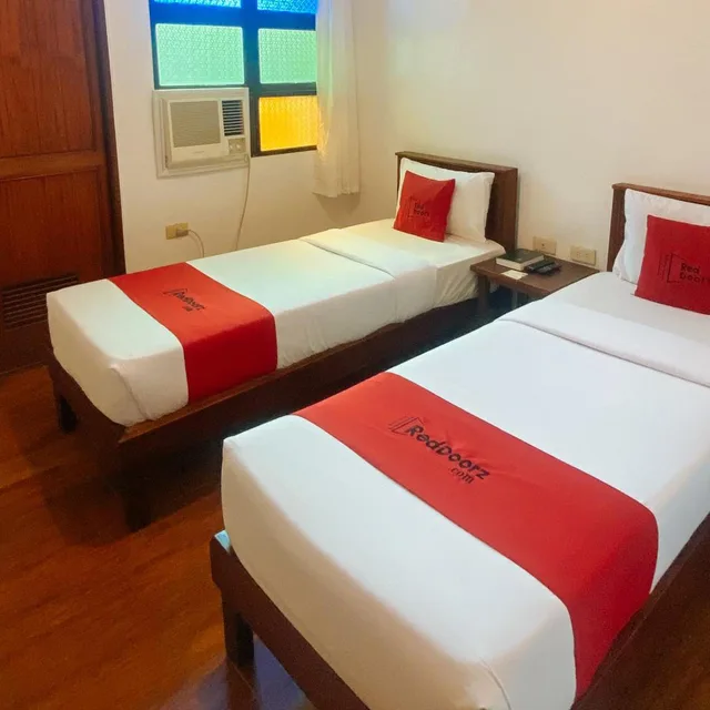 غرفة بسريرين منفصلين، Oyo 120 Balai Sofia 2/8