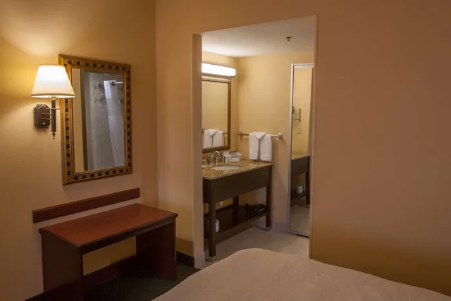 جناح بسريرين مزدوجين بغرفة نوم واحدة، Hampton Inn Suites Stillwater 2/2
