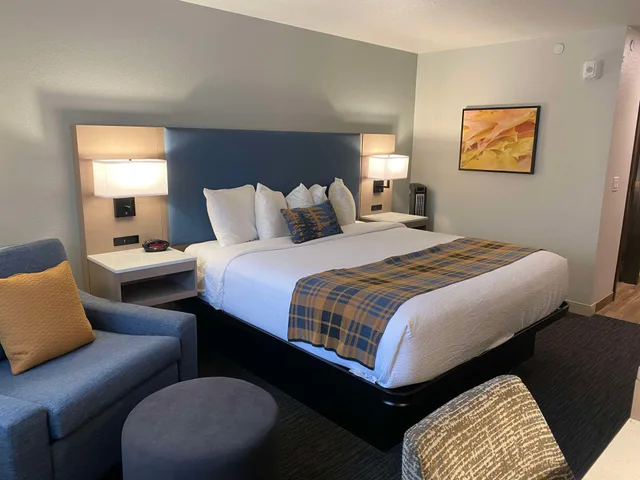 غرفة بسرير كينج، Best Western Lake Lucille Inn 3/4