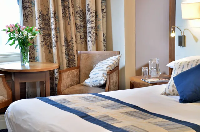 غرفة قياسية بسرير مزدوج، Riverside Hotel 5/8
