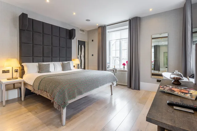 غرفة بسرير كوين، The Inn On the Mile Formerly Bank Hotel 2/10