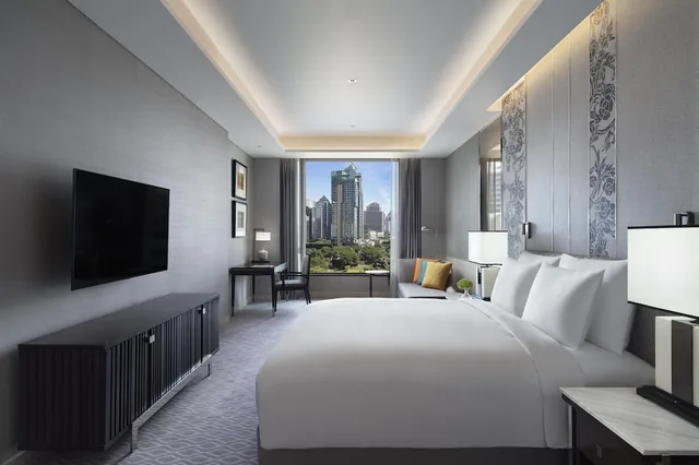 جناح تنفيذي بسرير كينج، Sindhorn Kempinski Hotel Bangkok 2/6