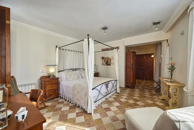 Superior, Double or Twin Bed, Son Sant Jordi 5/7