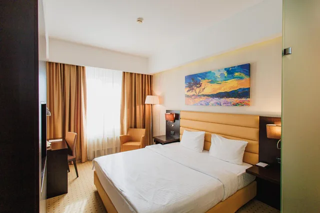 غرفة قياسية بسريرين منفصلين، Comfort Hotel Astana 1/1