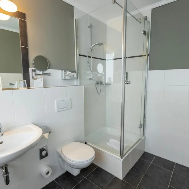 غرفة مفردة، Comfort Hotel Tom Kyle 4/13