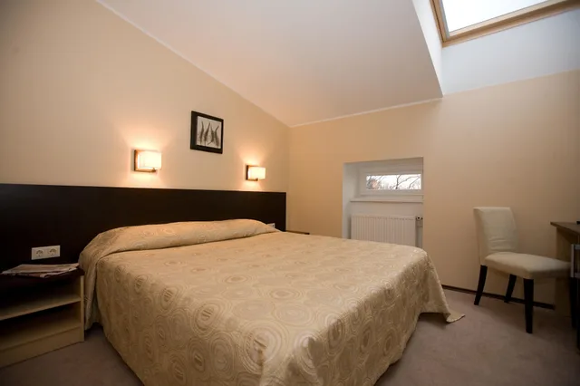 Economy, Twin Beds, with Pool، Rocca Al Mare 3/5