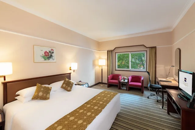 غرفة قياسية بسرير كينج، Metropark Lido Hotel 1/10
