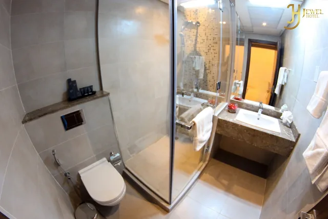 جناح ديلوكس بسرير كينج بغرفة نوم واحدة، The Jewel Hotel 3/4