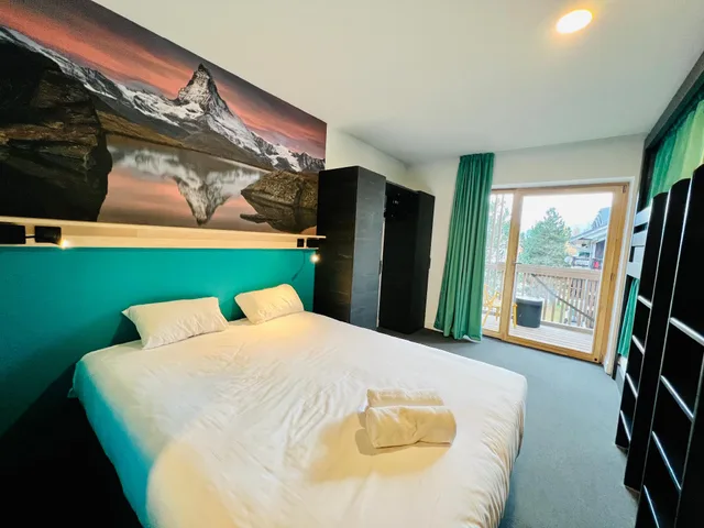 غرفة عائلية بشرفة، The People Hostel-Les 2 Alpes 1/2