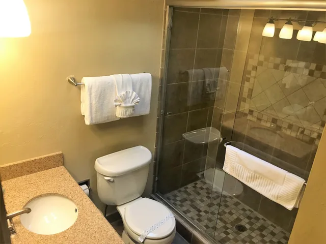 1 Bedroom, Loft, King Bed, Murphy Bed, Sofa، Villas of Sedona, a VRI resort 4/4