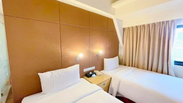 غرفة بسريرين منفصلين، Delton Hotel 2/10