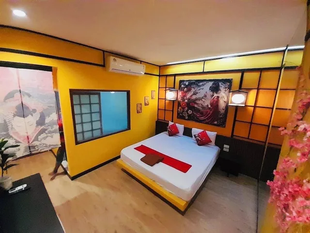 Vip, King Bed, Hot Tub، Honey Inn Hotel 2/7