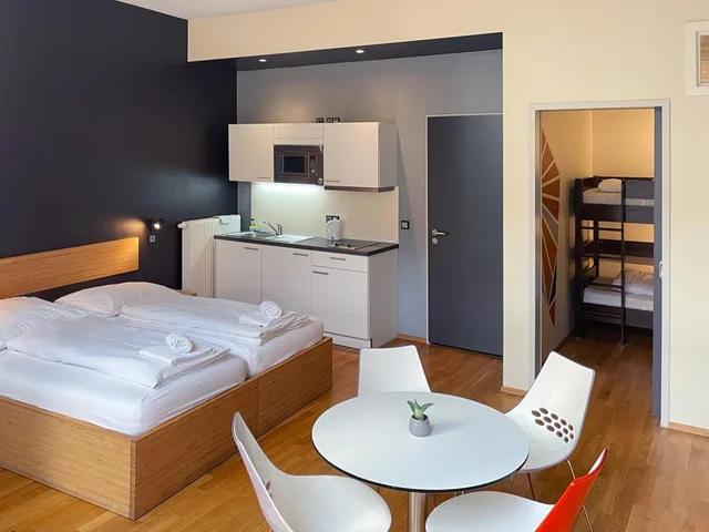 غرفة سوبيريور عائلية بسريرين منفصلين وسرير بطابقين، Say Cheese Leipzig Hotel and Hostel 7/9