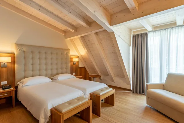 غرفة سوبيريور بسرير مزدوج، Royal Suite 4/9