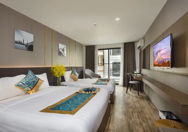 غرفة عائلية بسريرين منفصلين، Sochi Hotel 1/10