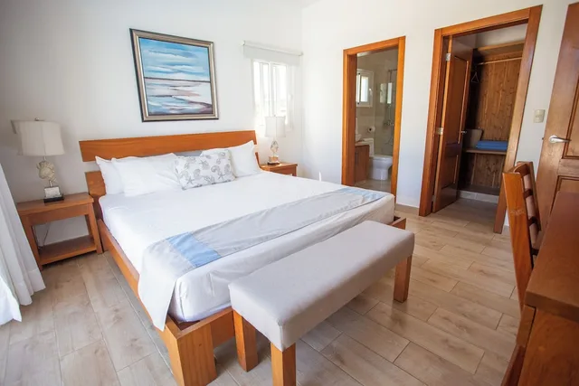 فيلا ديلوكس بسريرين كينج وسريرين كوين بـ3 غرف نوم، Ocean Village Deluxe Resort and Spa 3/10