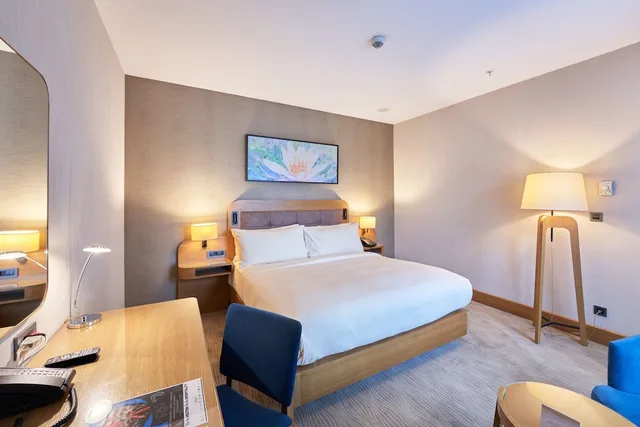 غرفة بسرير كوين، DOUBLETREE BY HILTON HOTEL ISTANBUL - TUZLA 2/6