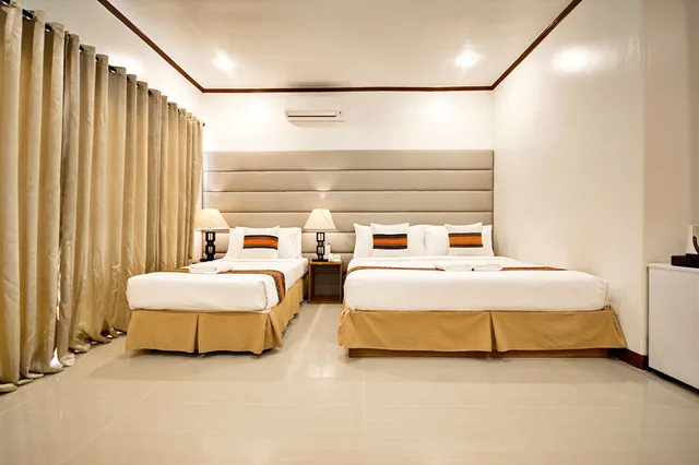 Superior, 1 King and 1 Single Beds, Beach Front، Sur Beach Resort Boracay 1/2