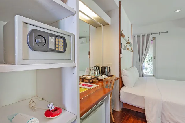 استوديو بسرير مزدوج بإطلالة على الحديقة، Malibu Beach Resort, Koh Samui 9/10