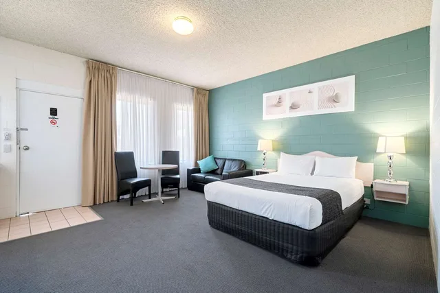 غرفة بسرير كوين، Comfort Inn & Suites King Avenue 4/5