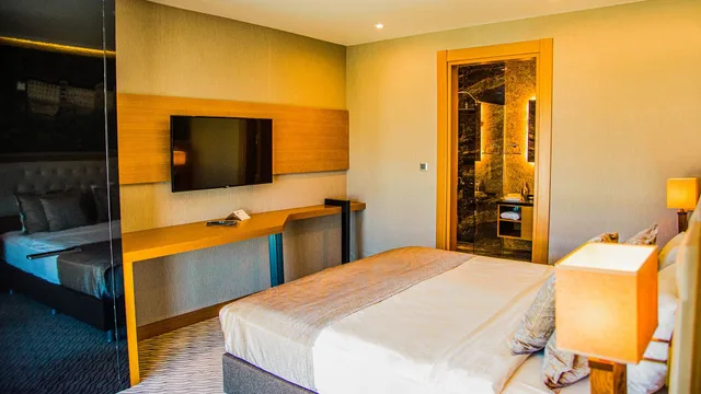 غرفة عائلية بإطلالة على البحر، Aselia Hotel Trabzon 2/4