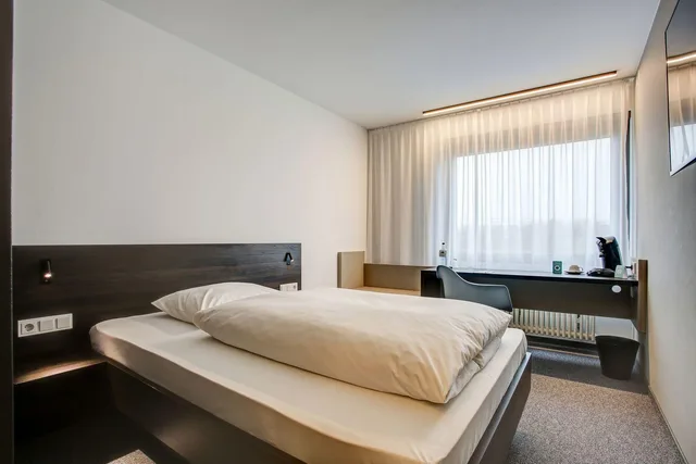 غرفة قياسية مفردة، eXo Fly Level 4 Hotel Stuttgart 6/10