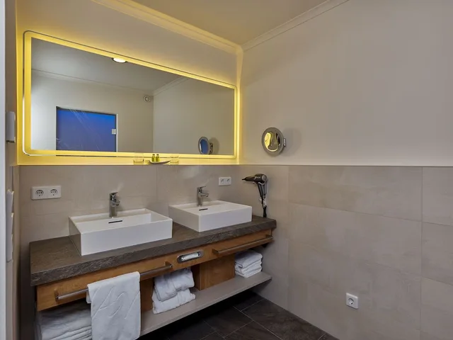 شقة حصرية بسريرين كوين مع أريكة، A-VITA Viktoria Residenzen 4/5