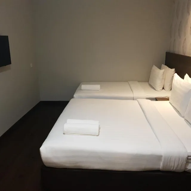 غرفة عائلية بسرير كوين وسرير فردي، Miico Hotel Mount Austin 3/10
