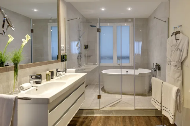 Grand, the Level, Premium, Twin Beds, Bathtub، Melia Madrid Serrano 9/10