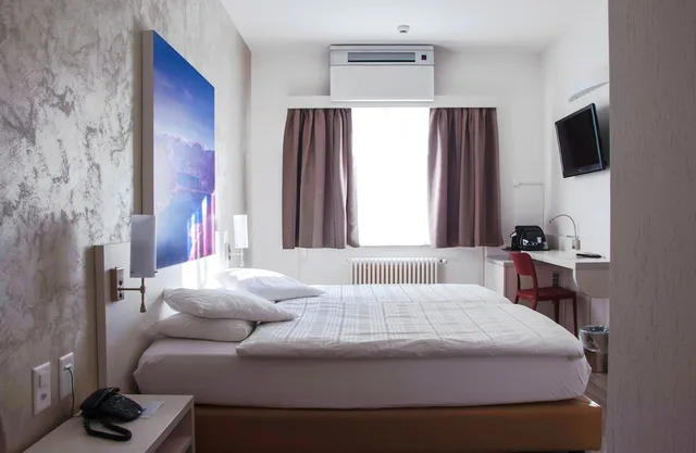 استوديو بسرير كوين وسريرين منفصلين بغرفتي نوم مع أريكة، Acquarello Swiss Quality Hotel 3/5