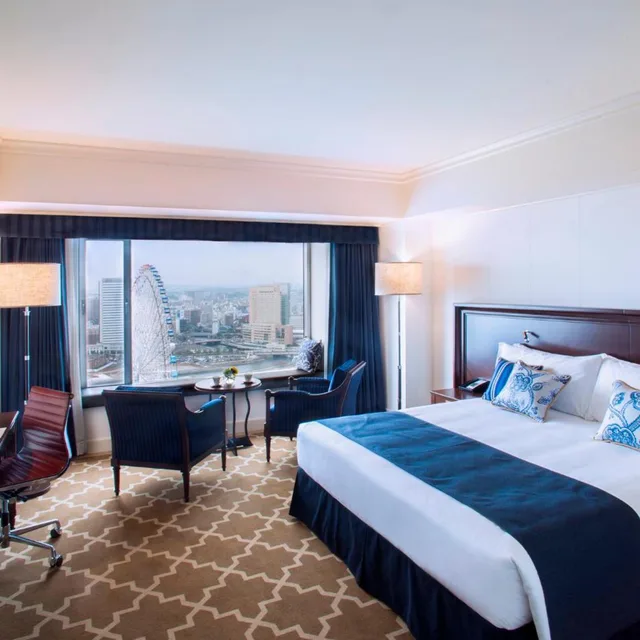 غرفة بريميوم بسرير كينج بإطلالة على المدينة مع دخول الصالة، InterContinental Yokohama Grand 2/5