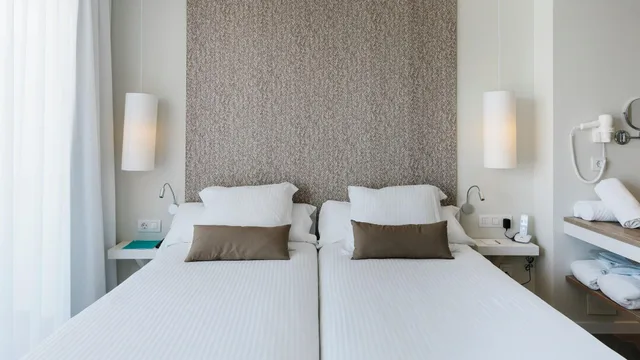 غرفة بشرفة مفردة بسرير مزدوج، AluaSoul Ibiza - Adults Only 3/4