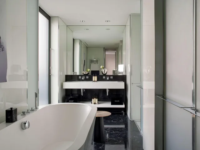 Ultimate, Me, Penthouse, Suite، Me London Hotel 7/8