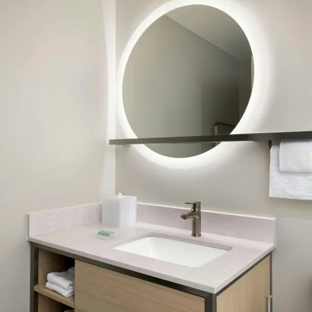 جناح استوديو بسرير كينج مع أريكة، TownePlace Suites by Marriott Middleburg 3/4