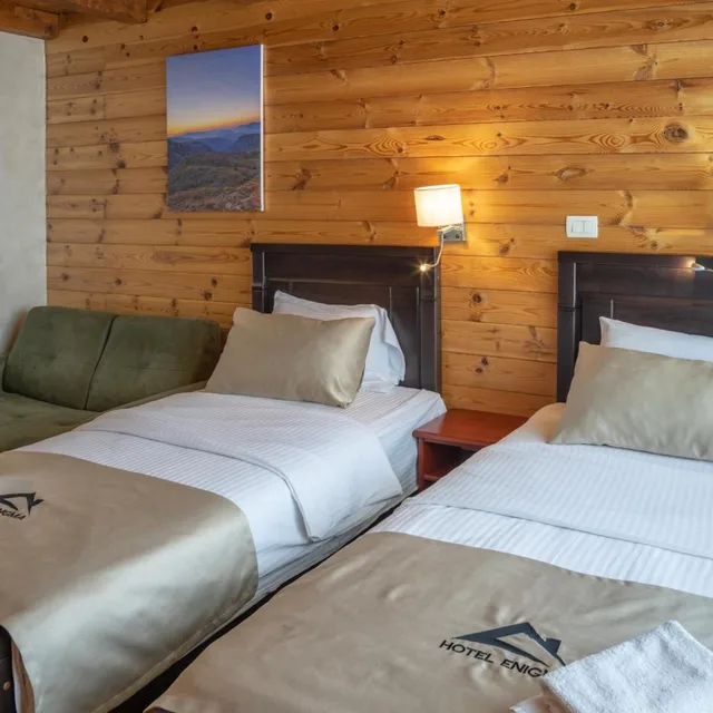 غرفة بسريرين منفصلين، Hotel Enigma 7/10
