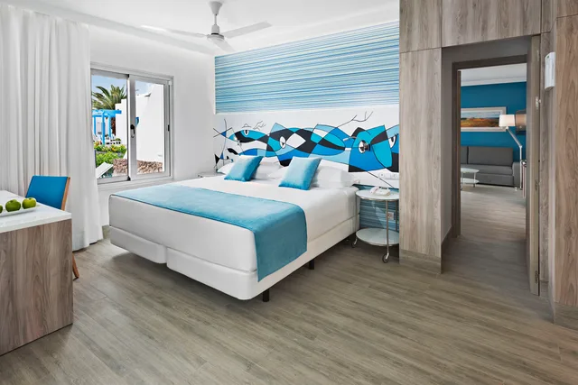 Junior Suite, Family, Elba Lanzarote Royal Village Resort 1/2