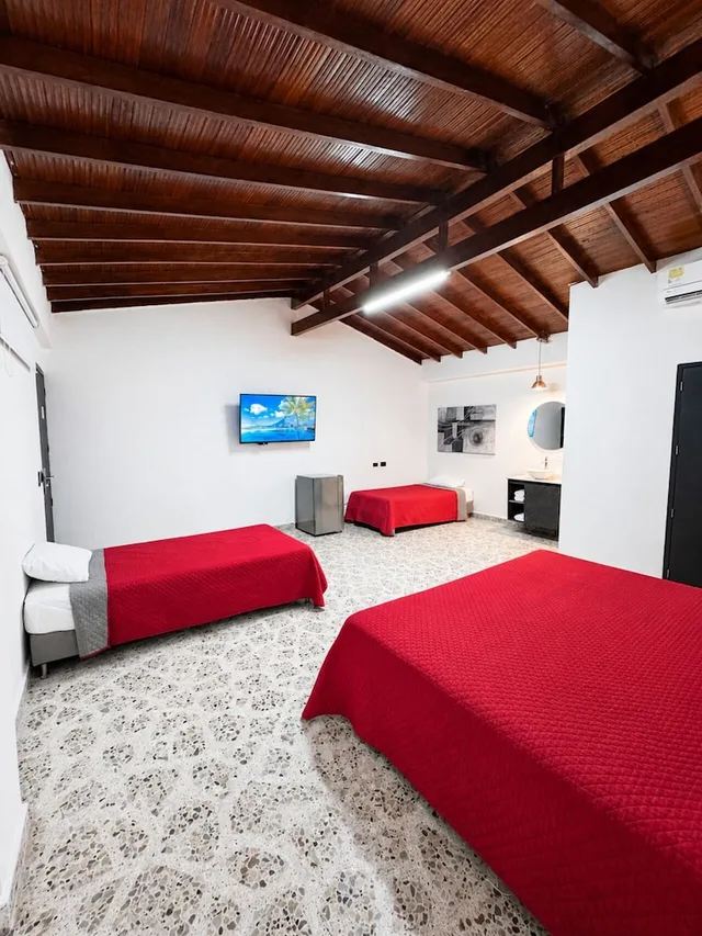 غرفة قياسية رباعية، Ofix Hotel 9/10