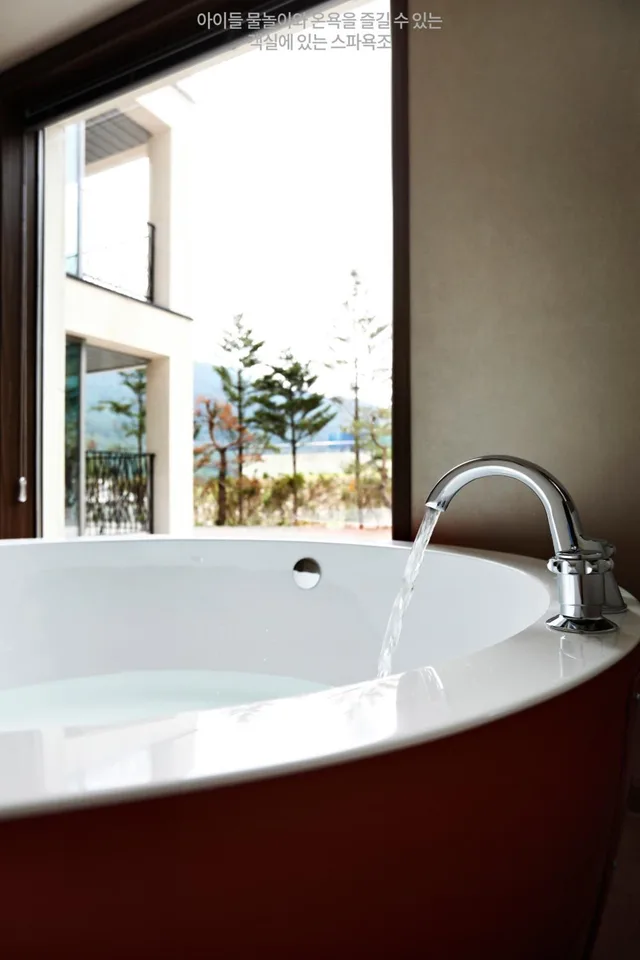 Spa, Suite، Pine Forest Jeongseon Alpine Resort 3/4