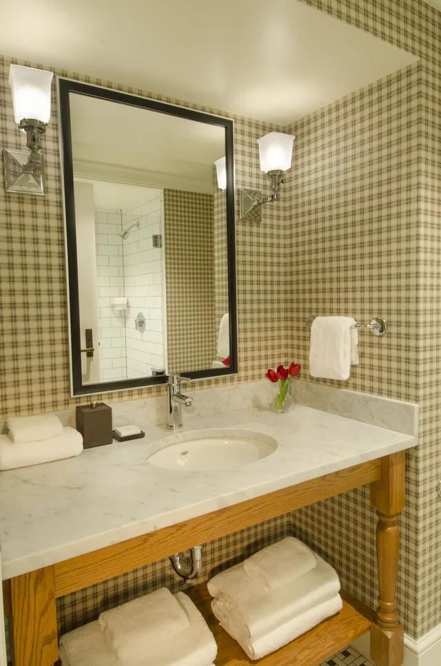 غرفة بريميوم بسرير كينج، Kimpton Taconic Hotel 3/4