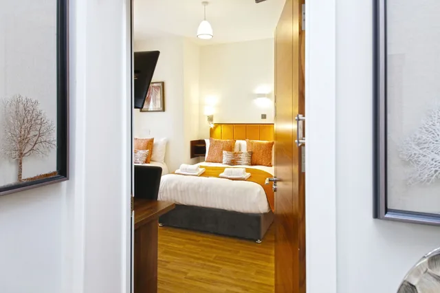غرفة كلاسيكية ثلاثية بسرير مزدوج وسرير فردي، Imperial Guest House 3/4