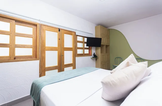 غرفة كومفورت بسرير مزدوج وسرير فردي، Hotel Chromatic 3/5
