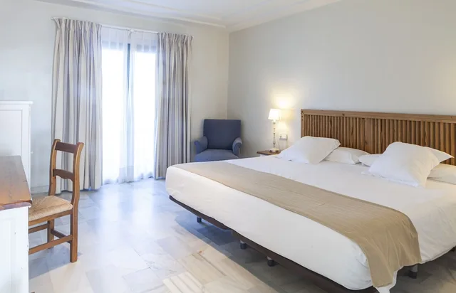 غرفة قياسية بسرير مزدوج، Playa de La Luz 1/10